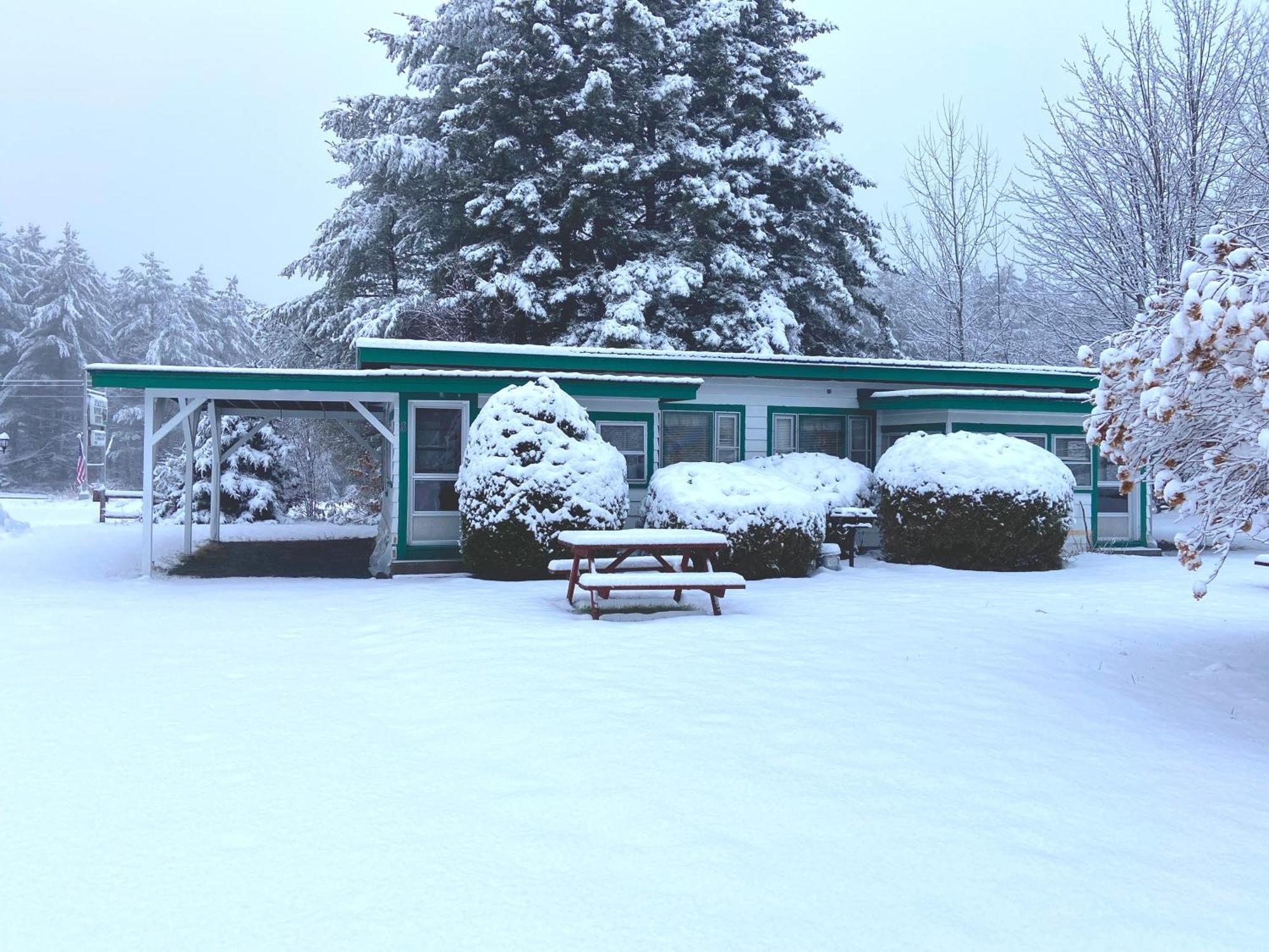 Patio Motor Court Motel Carroll Exterior photo