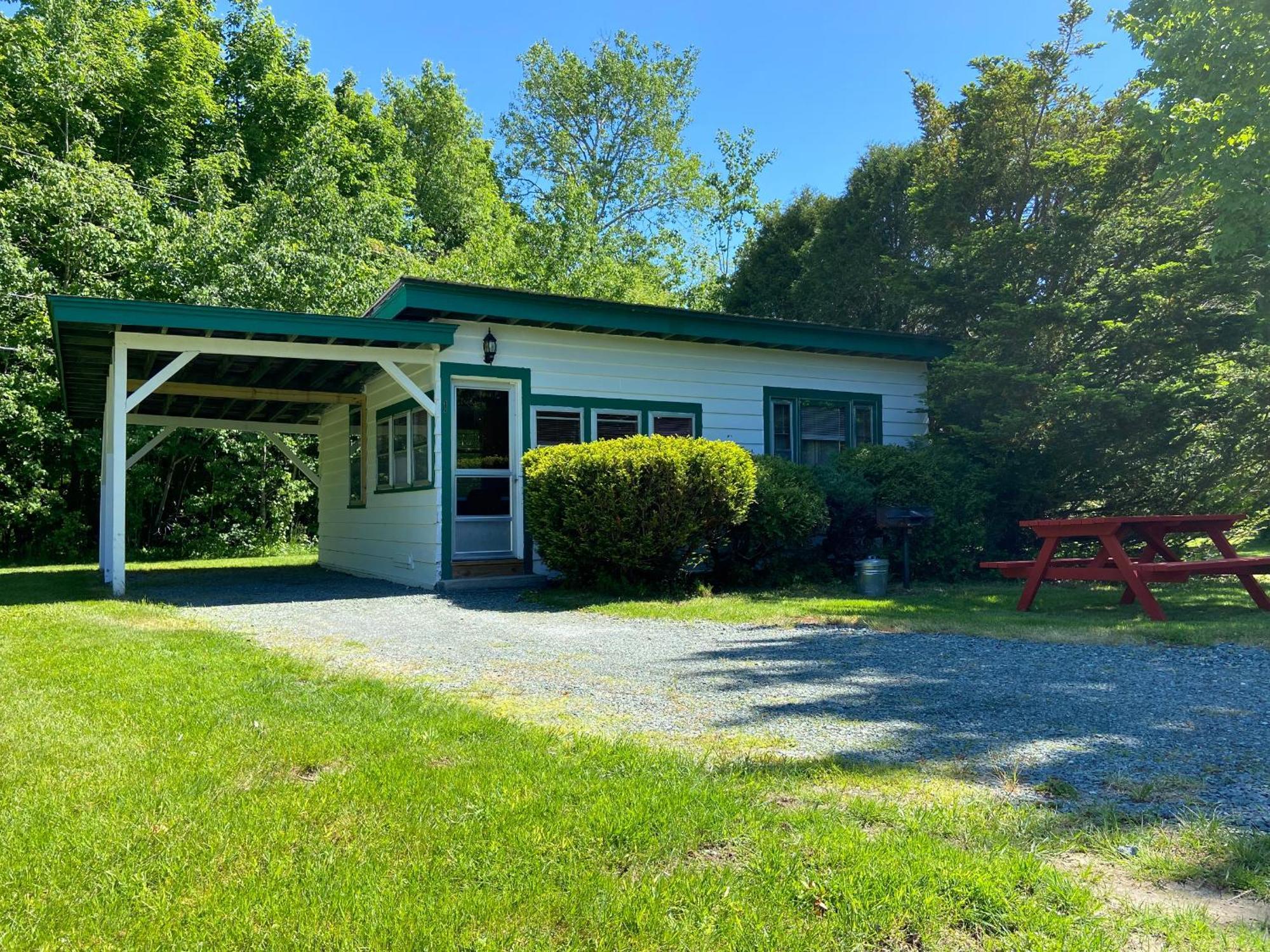 Patio Motor Court Motel Carroll Exterior photo